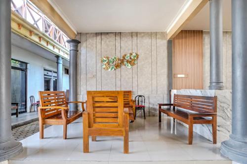 Jajag Hotel | OYO 95211 Duta Hotel Banyuwangi