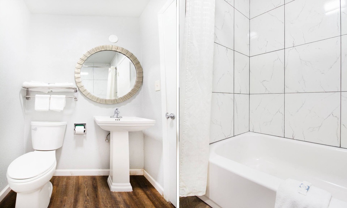 McAlester Hotel | OYO Hotel McAlestar OK S Main St