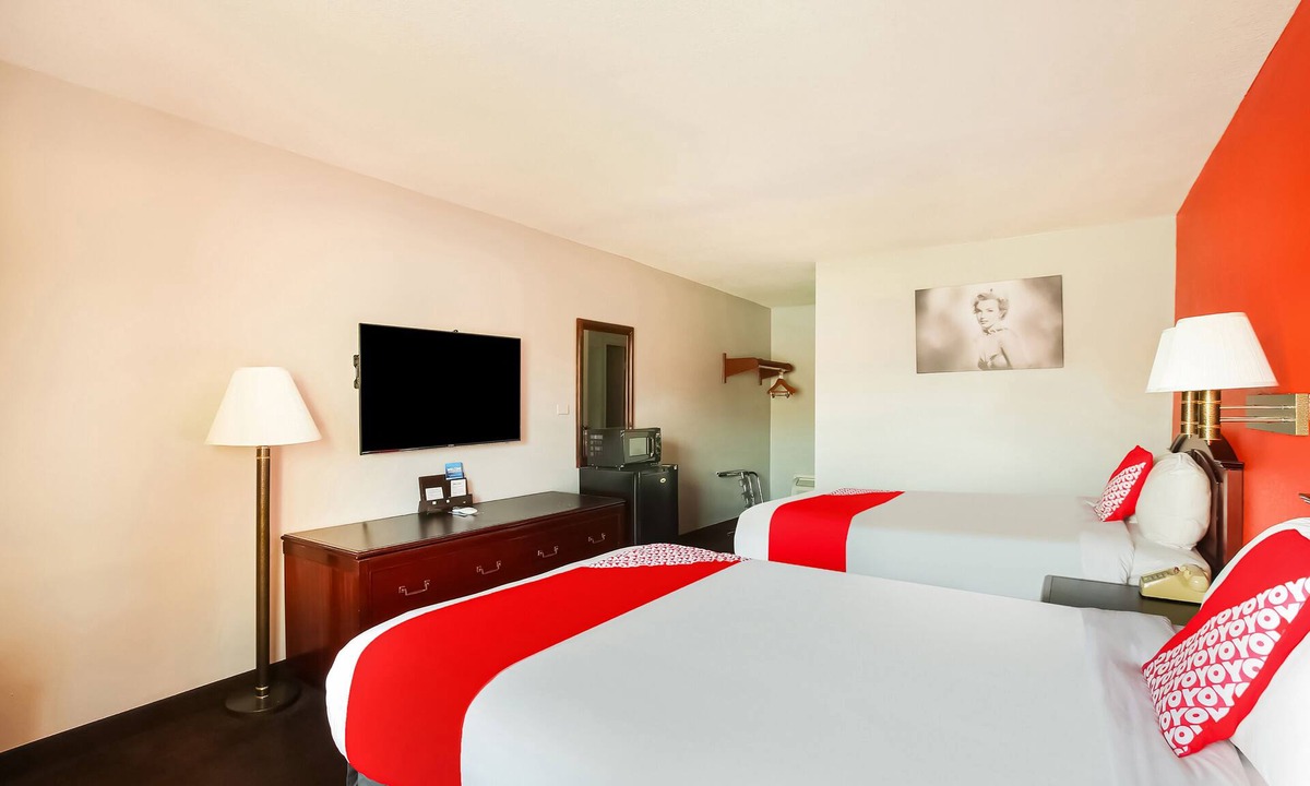 Texarkana Hotel | OYO Hotel Texarkana North Heights AR Hwy I-30
