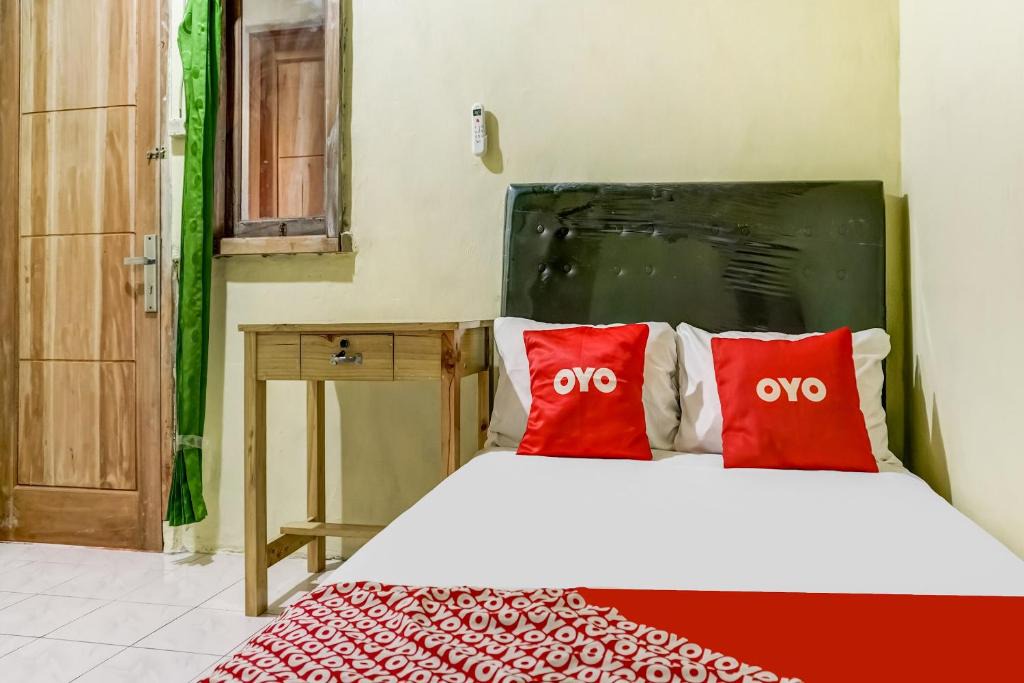 Karawang Hotel | OYO Life 91335 Micheline Family 2 Syariah