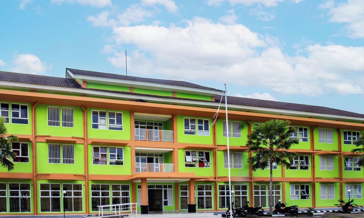 Senggigi Hotel | OYO Life 93399 Kos Batulayar