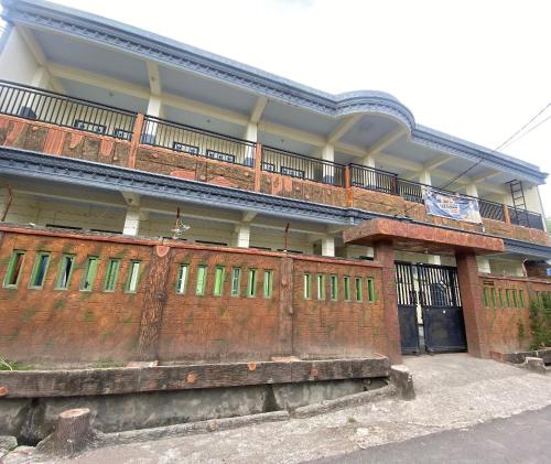Mataram Hotel | OYO Life 93401 Kos Putri Alamanda Syariah