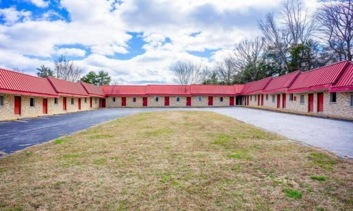 Mountain View Hotel | OZARK JUNCTION INN