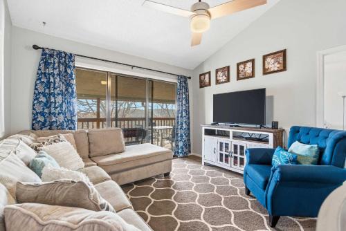 Notch Estates House | Ozark Overlook Escape - For 6