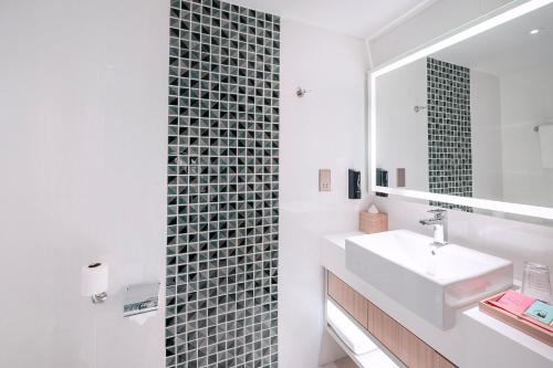 Medini Hotel | OZO Medini Malaysia