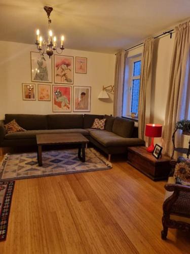 Randers Apartment | Pæn central lejlighed med gratis parkering