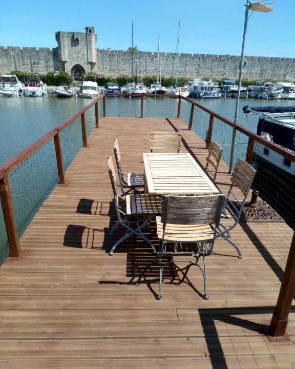 Aigues-Mortes Boat Rental | Péniche Poompui