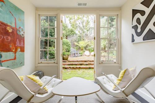 Pacific Heights House | Pacific Heights Victorian Garden Suite