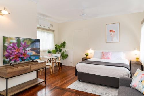 Forster Hotel | Pacific Motel 03