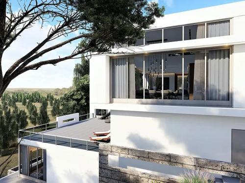 Linda Mar House | Pacific Ocean by Higgins Way