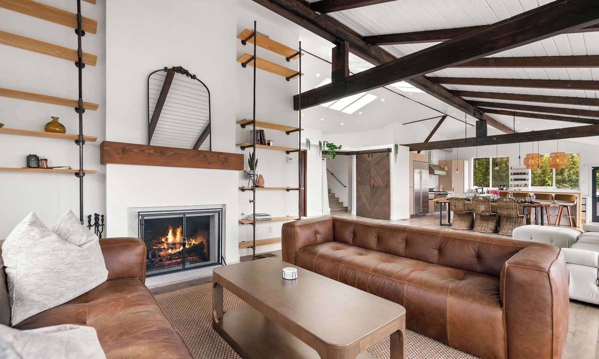 Pacific Palisades House | Pacific Palisades 4BR | Views by Colby & Conrad