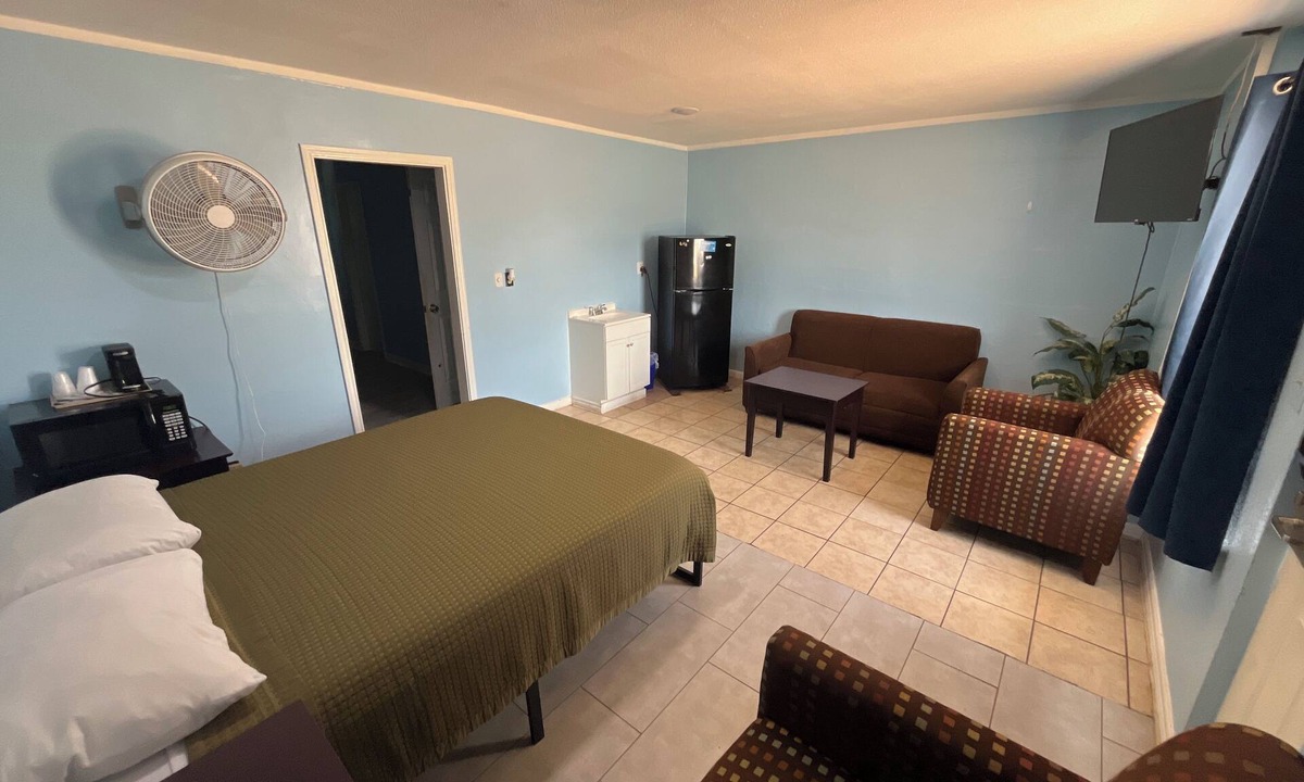 Kingsland Hotel | Packsaddle Motel