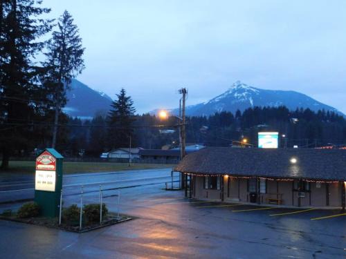 Packwood Hotel | Packwood Inn