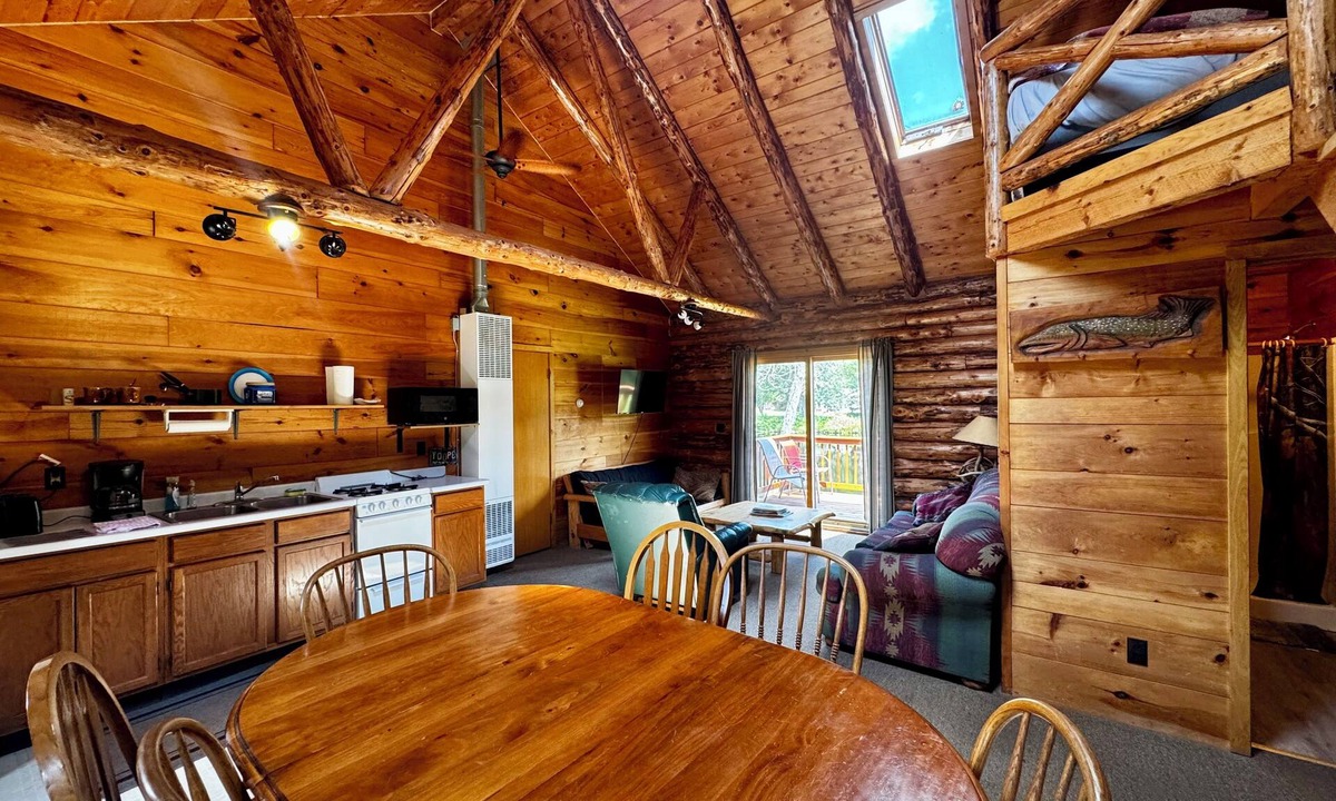 Crystal Falls Cabin | Paint River Landing