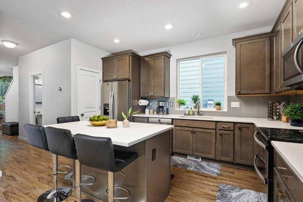 Beaverton House | Painted Mountain BnB