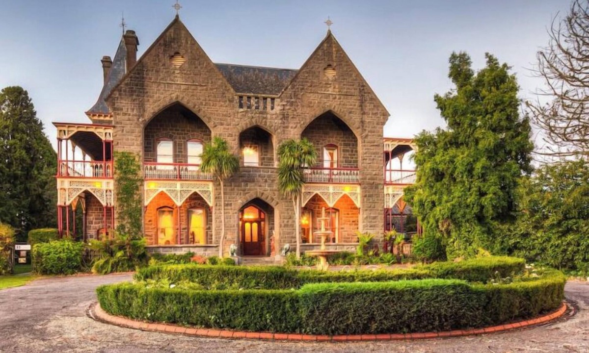 Lake Wendouree Other | Palace in Ballarat