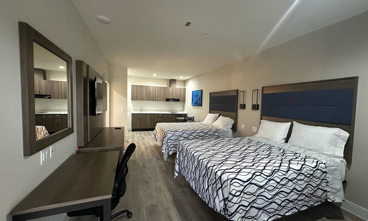 FM 1960 Hotel | Palace Inn Blue Jones Rd