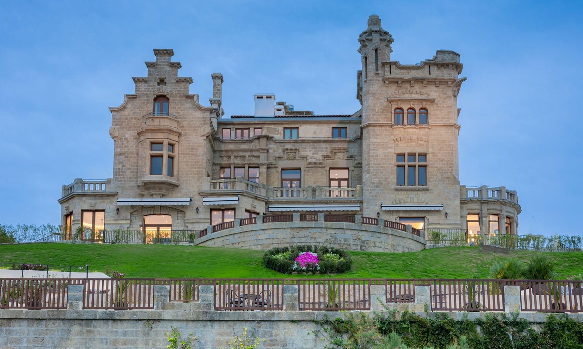 Algorta Hotel | Palacio Arriluce Hotel