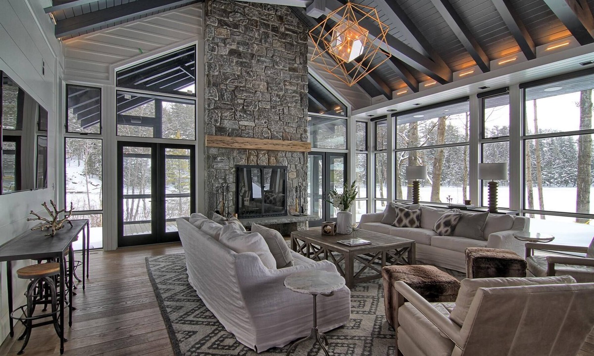 Muskoka Lakes Cottage | Palatial and private 7 Bed | 6 Bath Lake Rosseau! Sunsets!