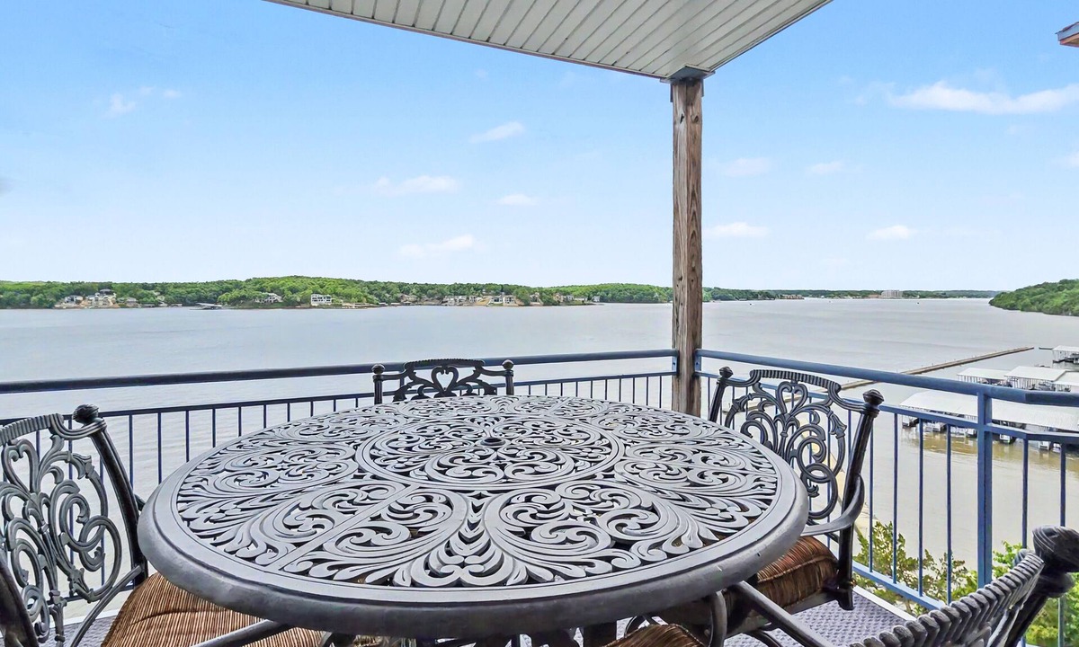 Lake Ozark Condo | Palisades Point- Lakefront Escape! High-end Condo with Million Dollar View!