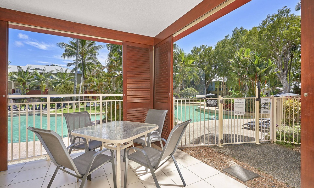 Palm Cove Resort | Palm Cove Beachside Resort Apartment