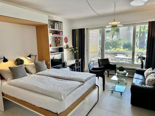 Muralto Apartment | Palme 004 by Fewotessin