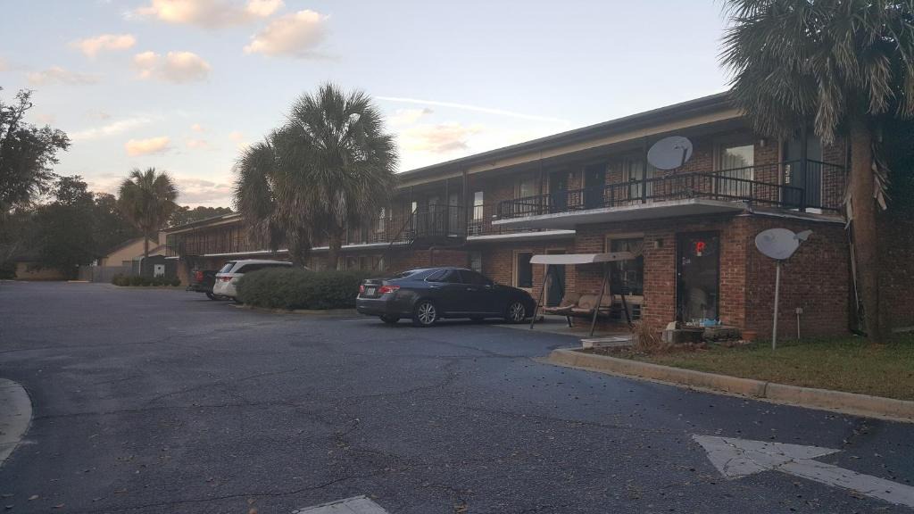 Estill Hotel | Palmetto Inn