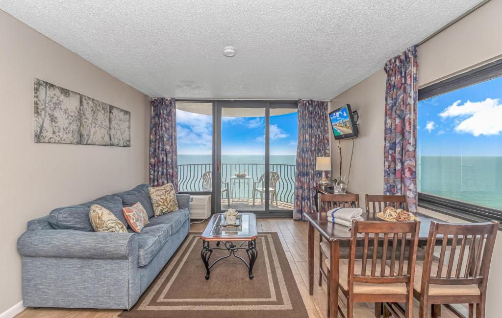 Myrtle Beach House | Palms 1006