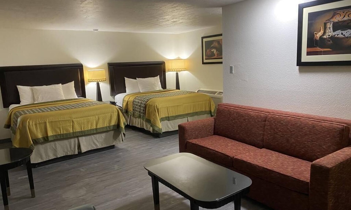 East Las Vegas Hotel | Palomino motel
