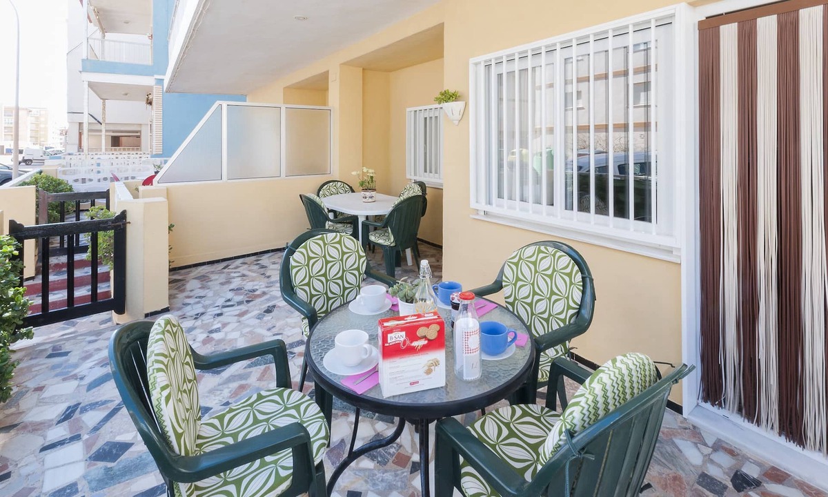 Miramar House | PANDORA 2 - Apartment with terrace in Playa De Miramar.