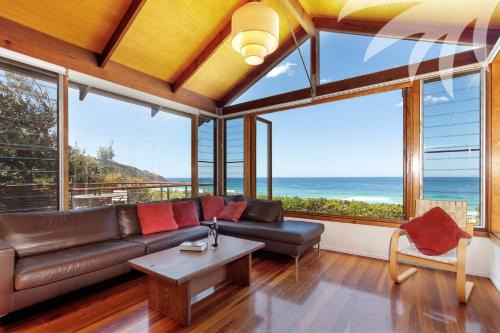 Blueys Beach House | Panorama - Absolute Beachfront