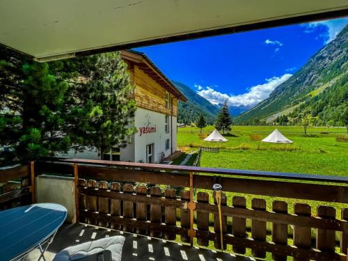 Taesch Apartment | Panorama apartment for 4 near Zermatt