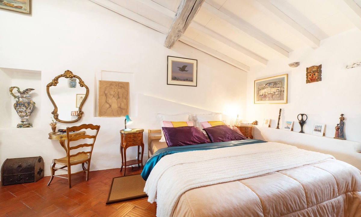Maureillas-Las-Illas Apartment | Panoramic Loft Between Sea and Mountains with Private Terrace at Sandrine and Henri's