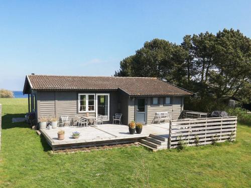 Aeroskobing House | Panoramic Retreat in Borgnaes