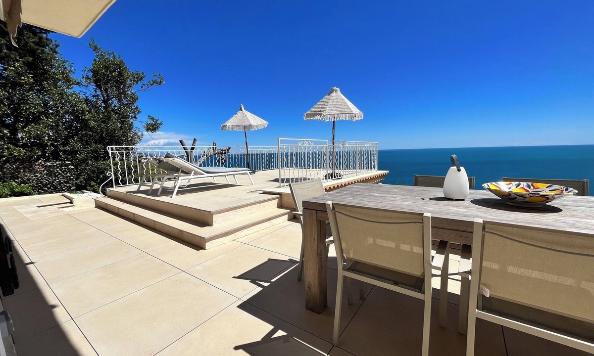 Theoule-Superieur Villa | Panoramic sea view