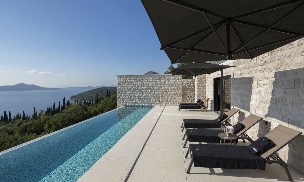 Orasac House | Panoramic views of the Elafiti islands/amazing scenery and breathtaking sunsets
