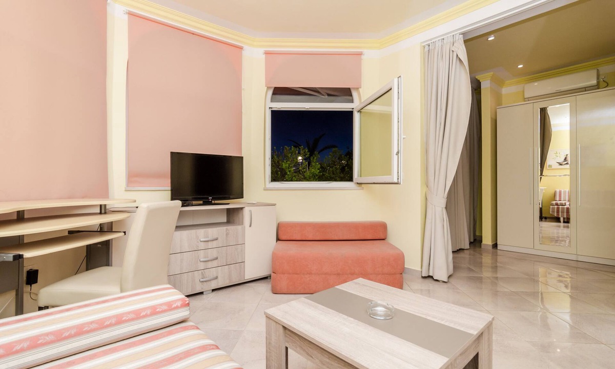 Postup House | Pansion Villa Antonio - Standard Triple Room 12