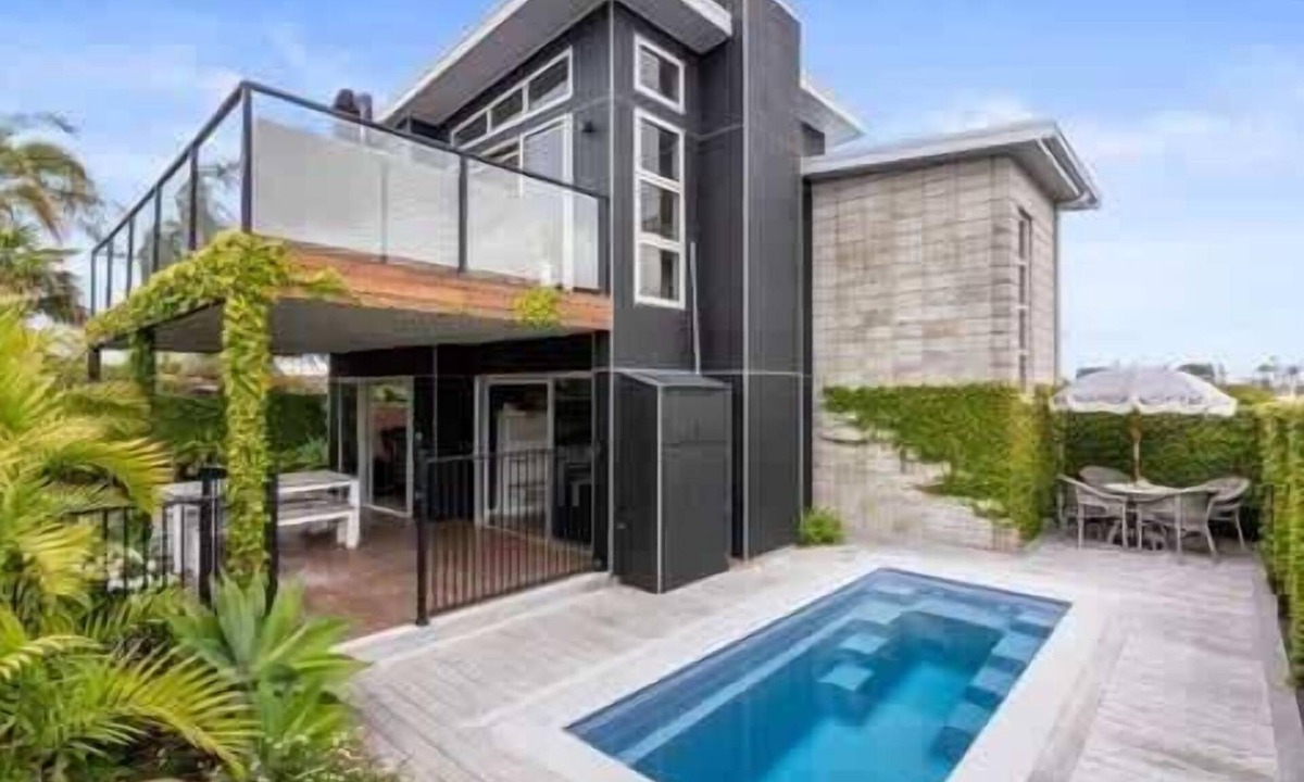 Papamoa Beach House | Papamoa Paradise Summ