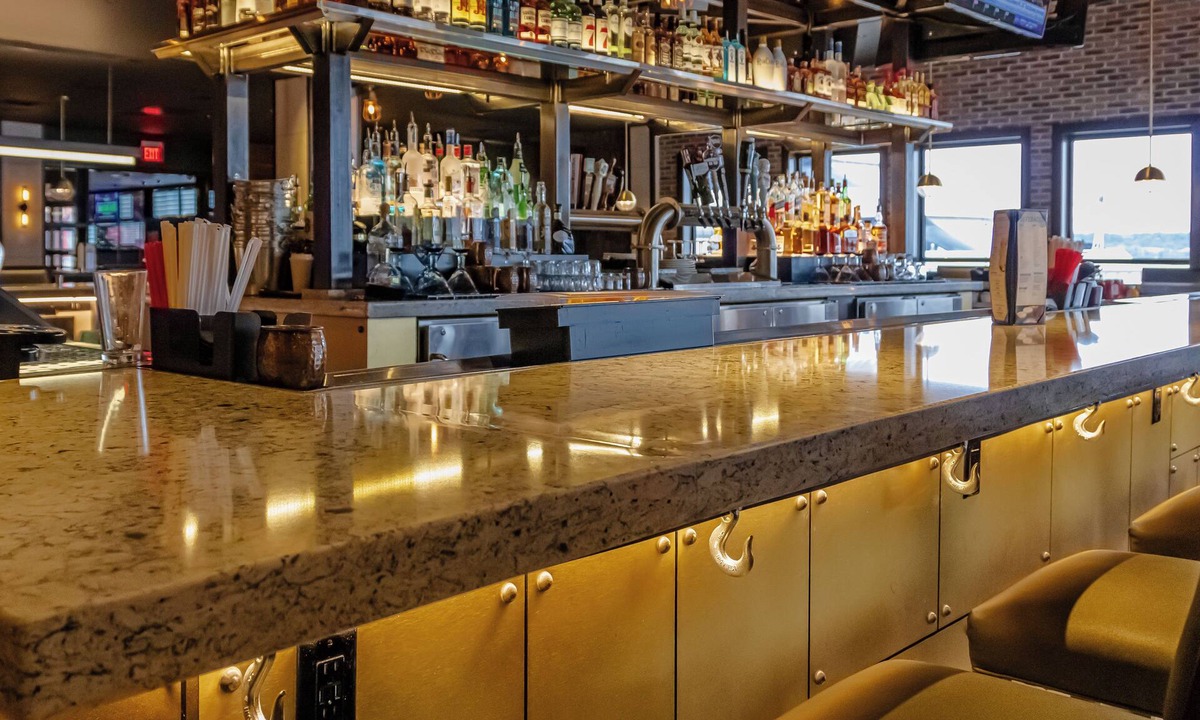 East Peoria Hotel | Par-A-Dice Hotel and Casino