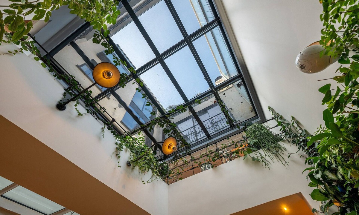 Les Amandiers House | Par056 - Opulent townhouse with rooftop