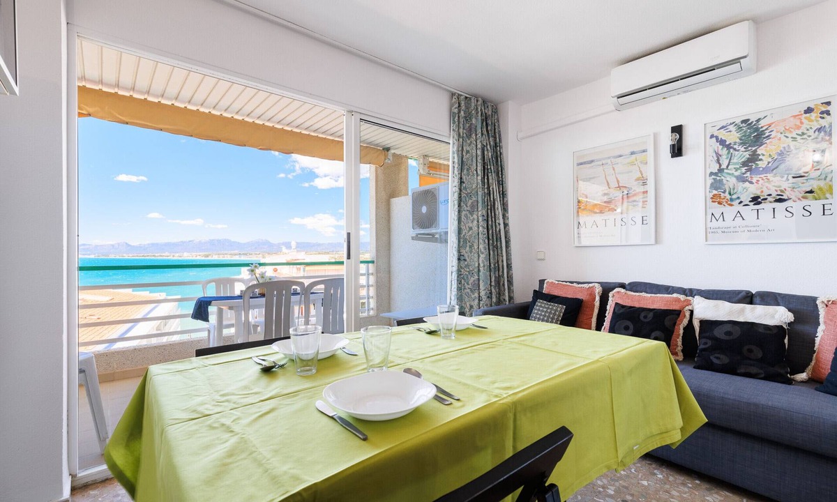 Salou City Centre Apartment | PARADIS 1 Apartment - Llevant Beach