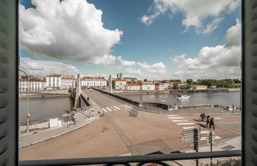 Chalon-sur-Saone Apartment | Paradis au bord de saone