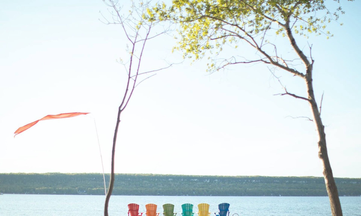 Colpoys Bay Cottage | "Paradise" 66 Acres of Private Trails & 200' Waterfront