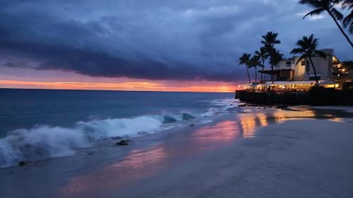 Kahaluu Bay Apartment | PARADISE AT MAGIC SANDS on Ali'i Drive