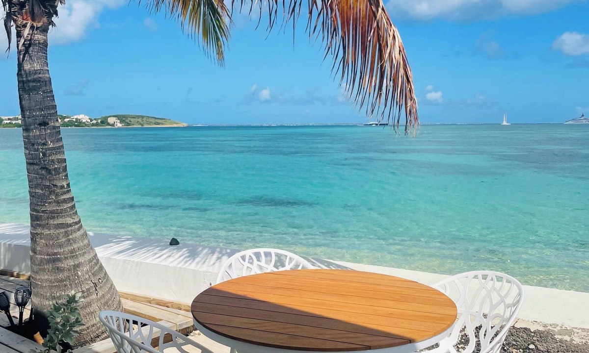 Nettle Bay Apartment | Paradise Beach - NBBC -2 bedrooms seafront