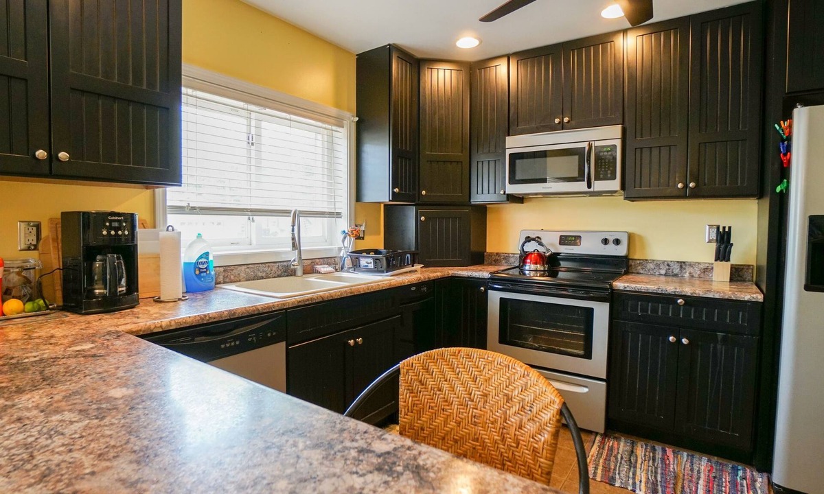 Monticello Cottage | Paradise Cove Lakeside Cottages