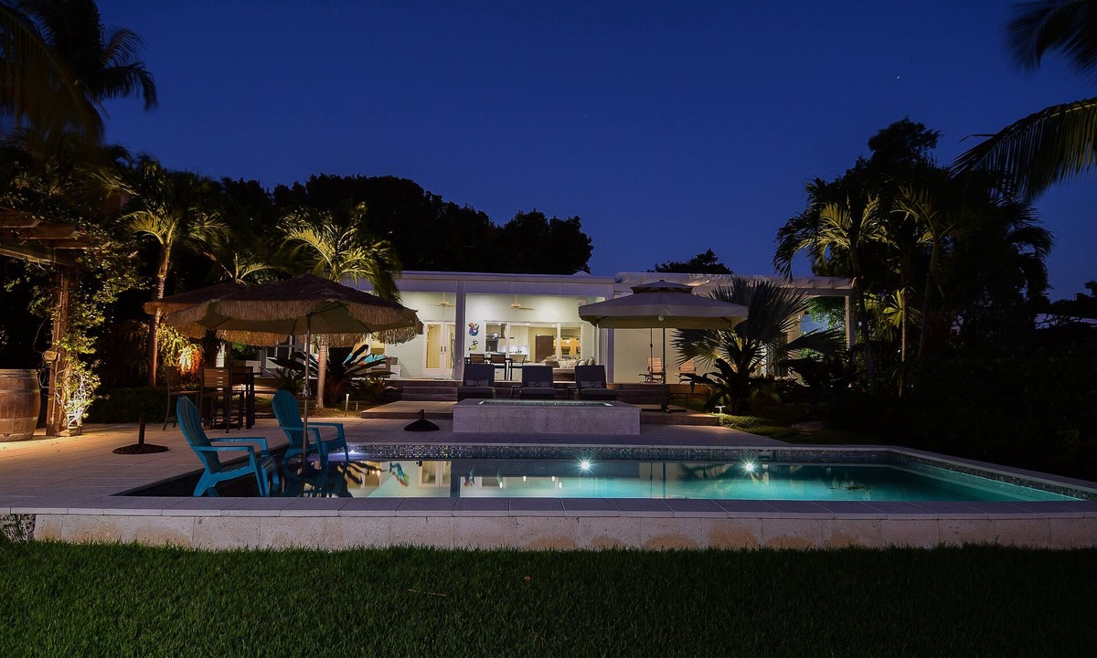 Sunset Cove House | PARADISE IN KEY LARGO