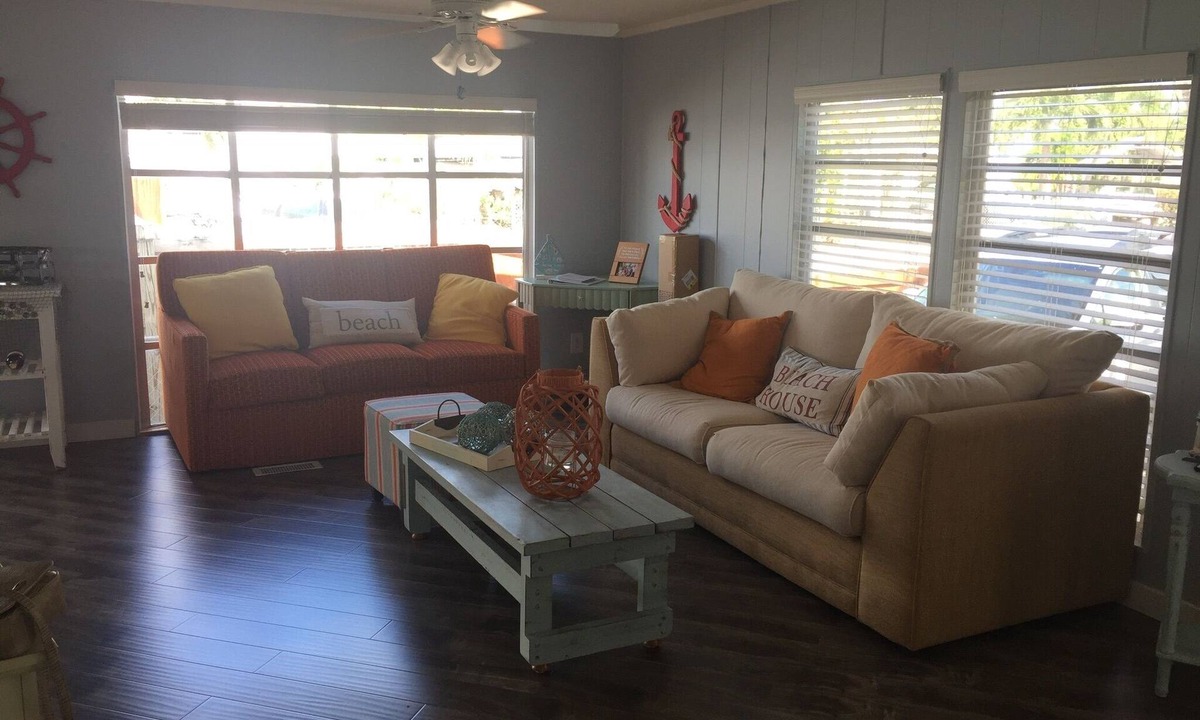 Twin Lakes House | PARADISE IN THE BEAUTIFUL KEY LARGO