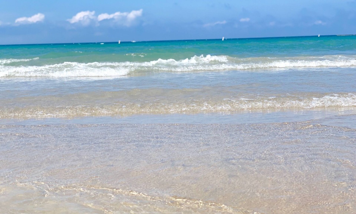 Port Elgin Hotel | Paradise Inn On The Beach