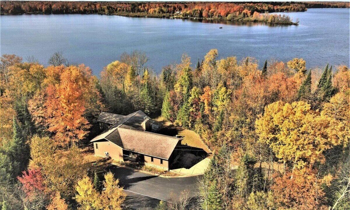 Park Falls House | Paradise on Pike Lake!
